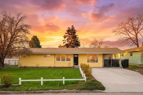 Photo of 416 S Leta Rd, Spokane Valley, WA 99216 (MLS # 202613881)