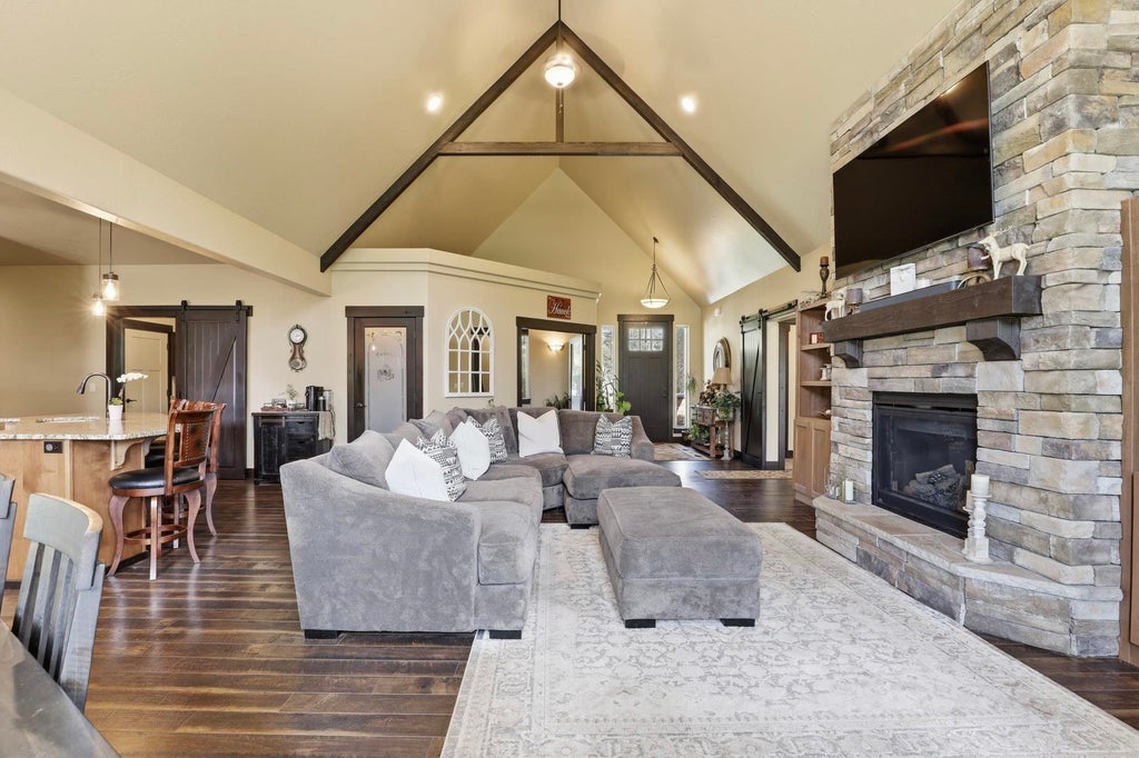 Photo of 10374 W Casa Ranchero Dr, Coeur d Alene, ID 83854 (MLS # 202625423)