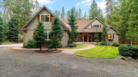 Photo of 11318 N Granite Ln, Spokane, WA 99218 (MLS # 202526216)