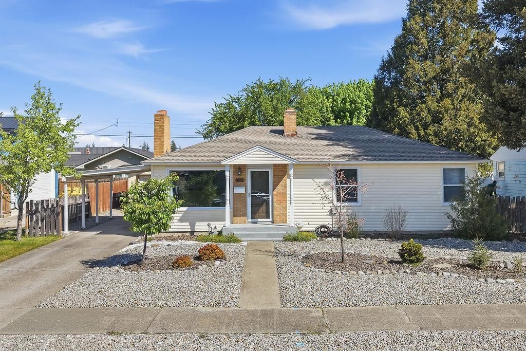 Photo of 4906 W Princeton Pl, Spokane, WA 99205 (MLS # 202616489)