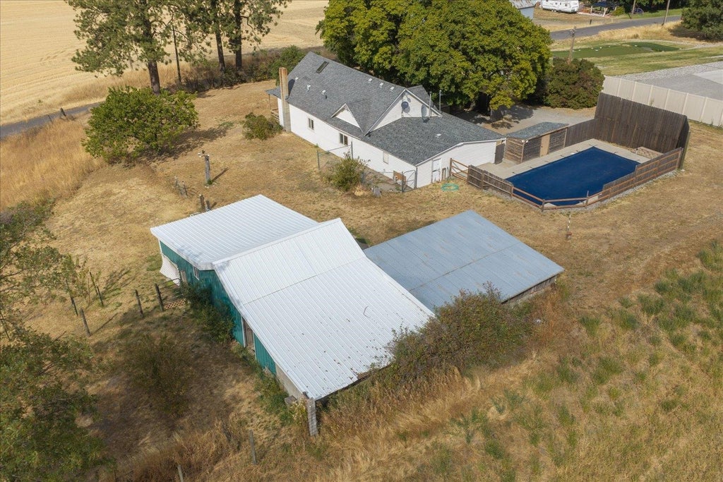 Photo of 15110 E Stoughton Rd, Valleyford, WA 99036 (MLS # 202624553)