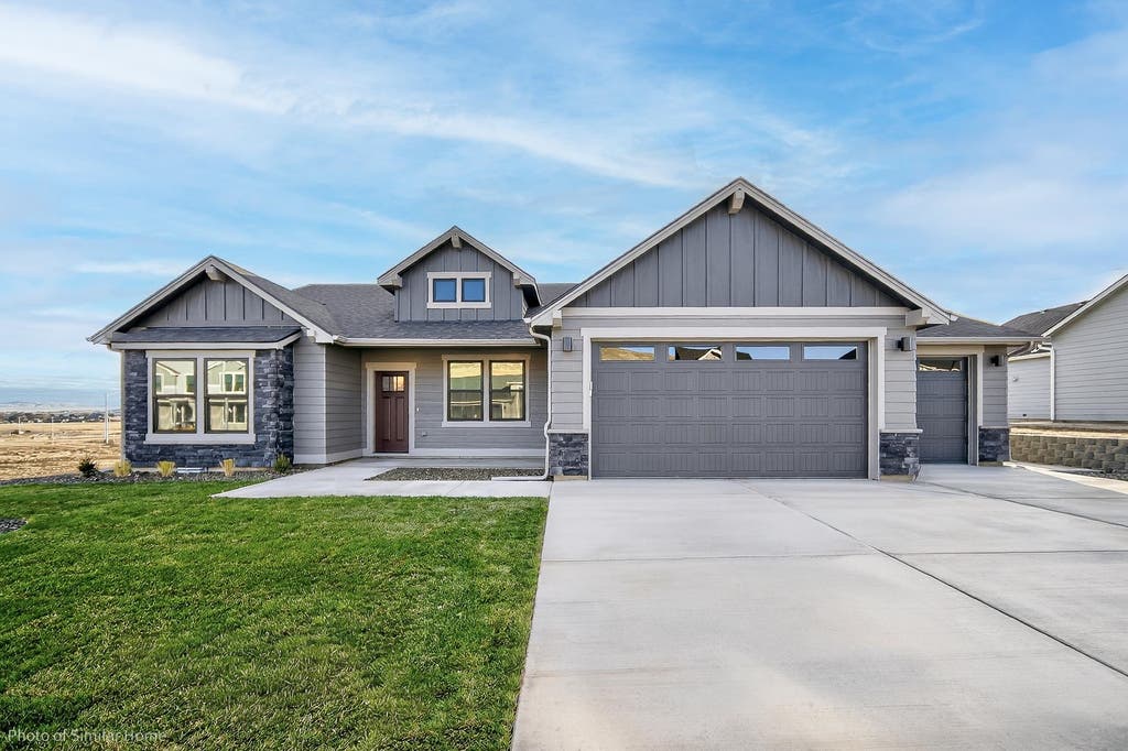 Photo of 2331 Annie Pl, Cheney, WA 99004 (MLS # 202623043)