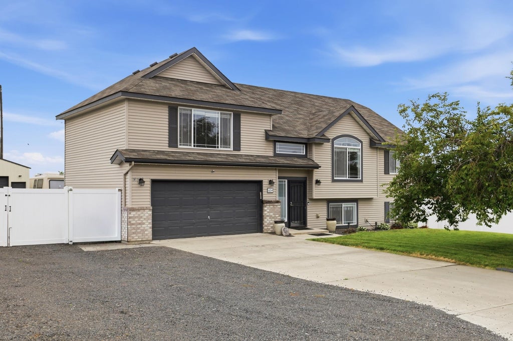 Photo of 604 S McMillan Rd, Greenacres, WA 99016 (MLS # 202621298)