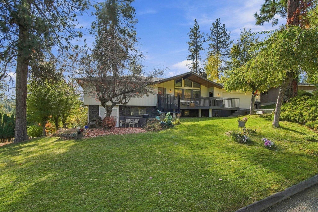 Photo of 11418 E 48th Ave, Spokane Valley, WA 99206 (MLS # 202625898)