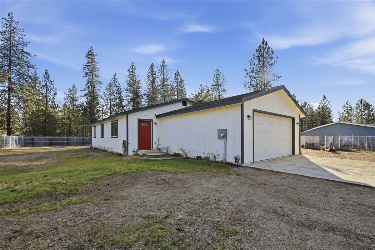 Photo 1 of 26 — 6429 Timber Dr, Nine Mile Falls, WA 99026