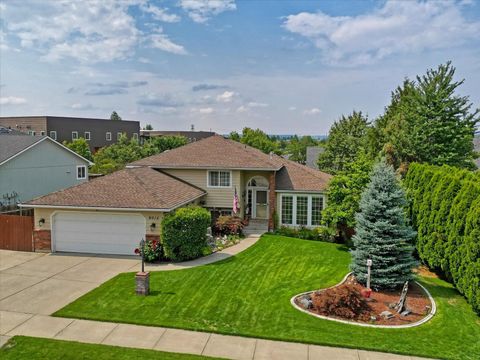Single Family Residence in Spokane WA 9015 Farmdale St.jpg