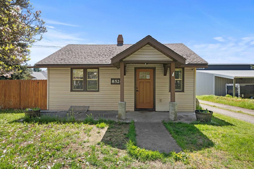 Photo of 8524 E Maringo Dr, Spokane, WA 99212 (MLS # 202616054)