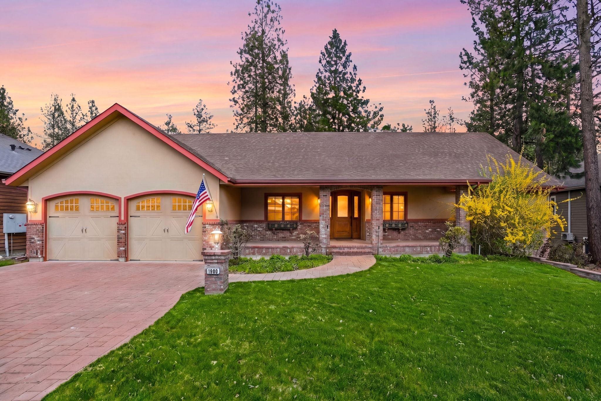 Photo 1 of 48 — 1606 N River Vista St, Spokane, WA 99224