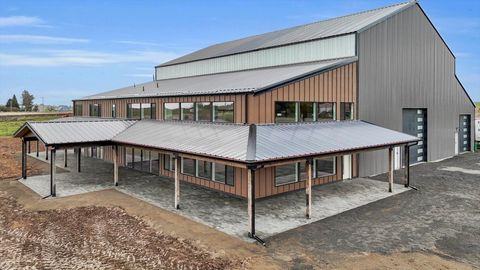 Photo of 14414 S Stangland Rd, Cheney, WA 99004 (MLS # 202611593)