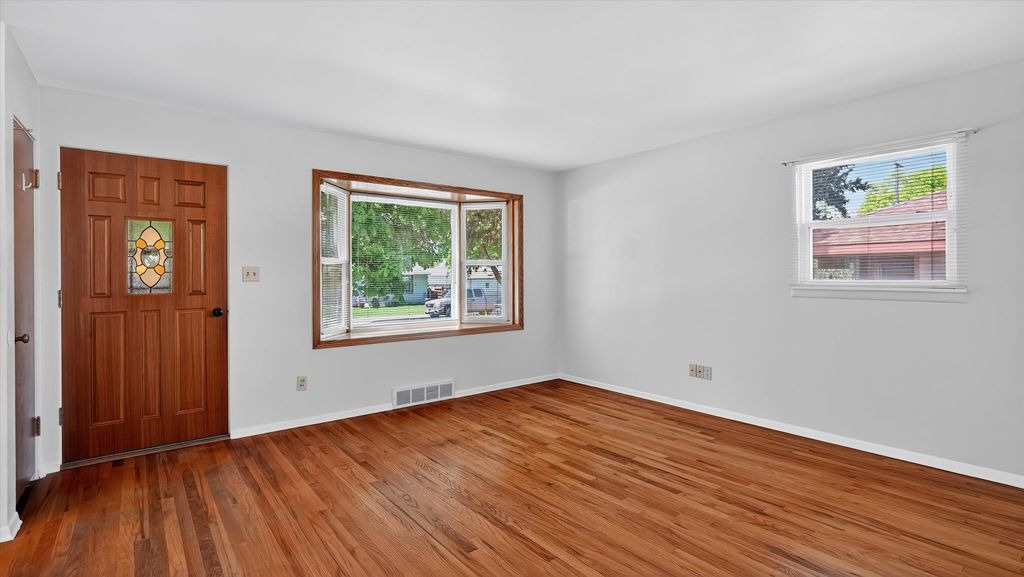 Photo of 1604 N COOK St, Spokane, WA 99207 (MLS # 202616595)