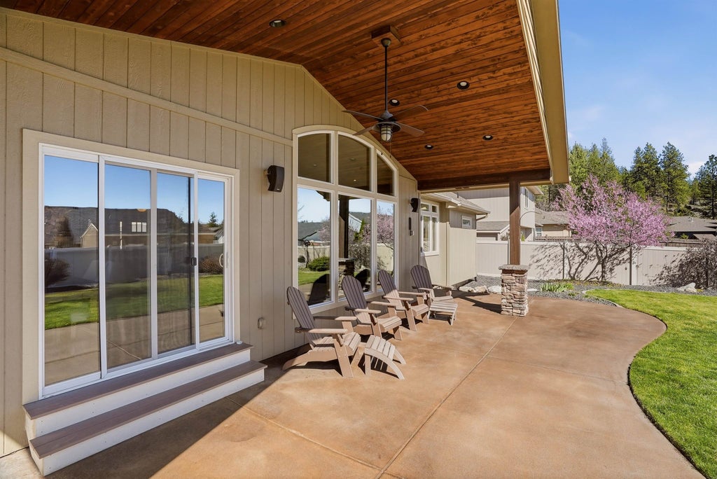 Photo of 202 E Alexa Ct, Spokane, WA 99208 (MLS # 202625638)
