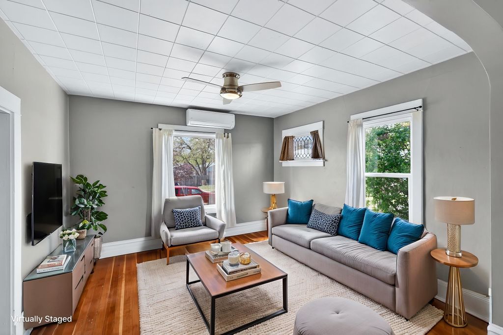 Photo of 2202 W College Ave, Spokane, WA 99201 (MLS # 202615992)