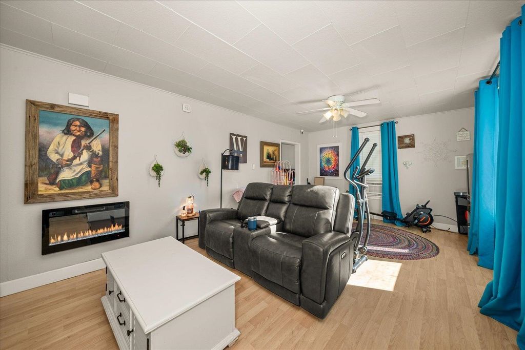 Photo of 1227 E Augusta Ave, Spokane, WA 99207 (MLS # 202525592)