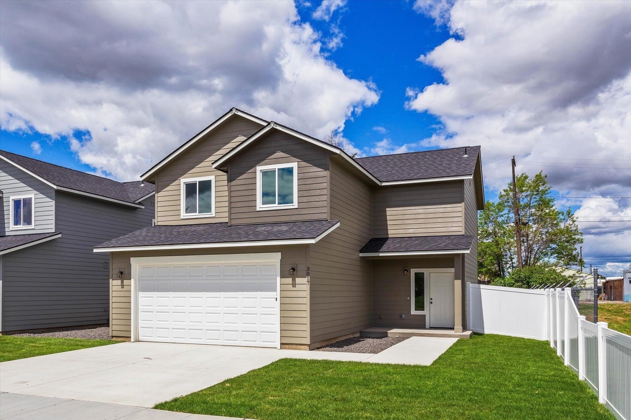 Photo 1 of 45 — 3017 E Sanson Ave, Spokane, WA 99217