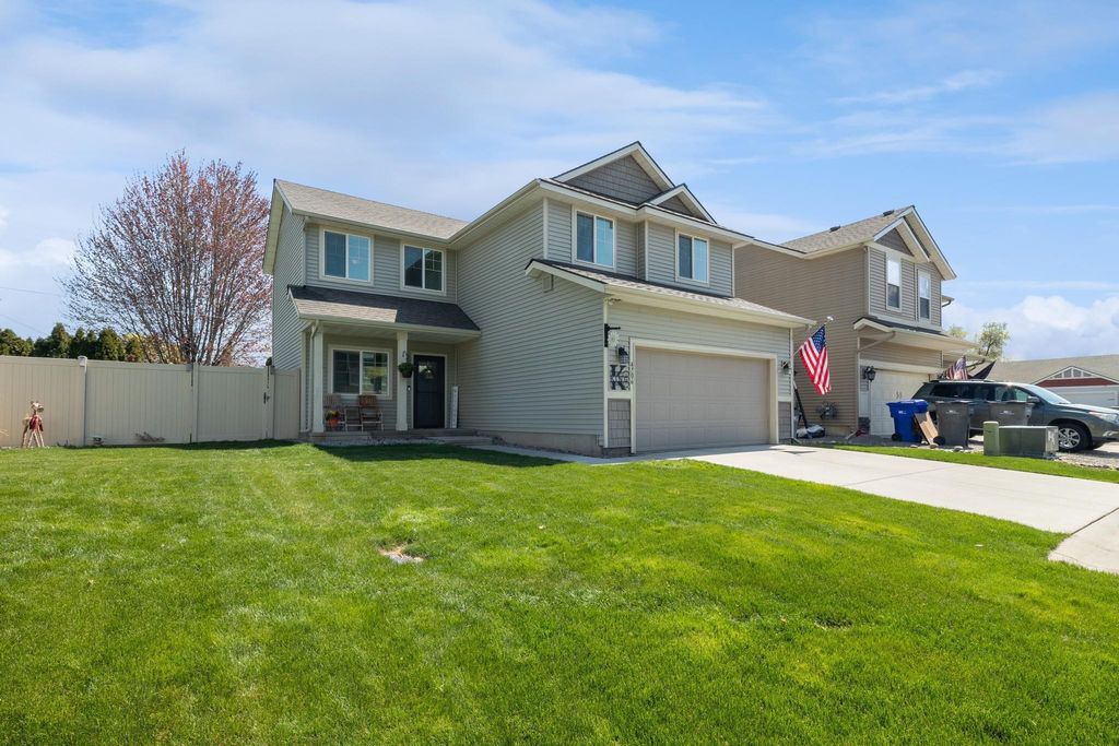Photo of 4706 N Marcus Ln, Spokane Valley, WA 99216 (MLS # 202515682)