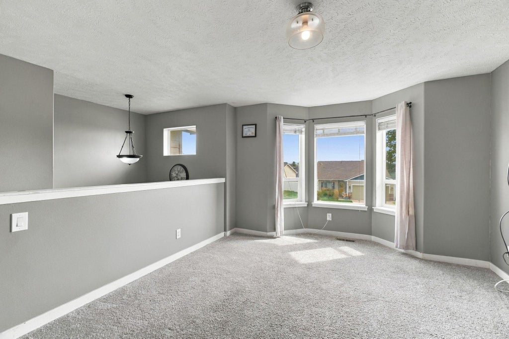 Photo of 9014 W Campus Dr, Spokane, WA 99224 (MLS # 202624524)