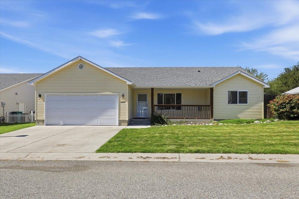 Photo of 4309 N Dartmouth Ln, Spokane Valley, WA 99206 (MLS # 202623605)