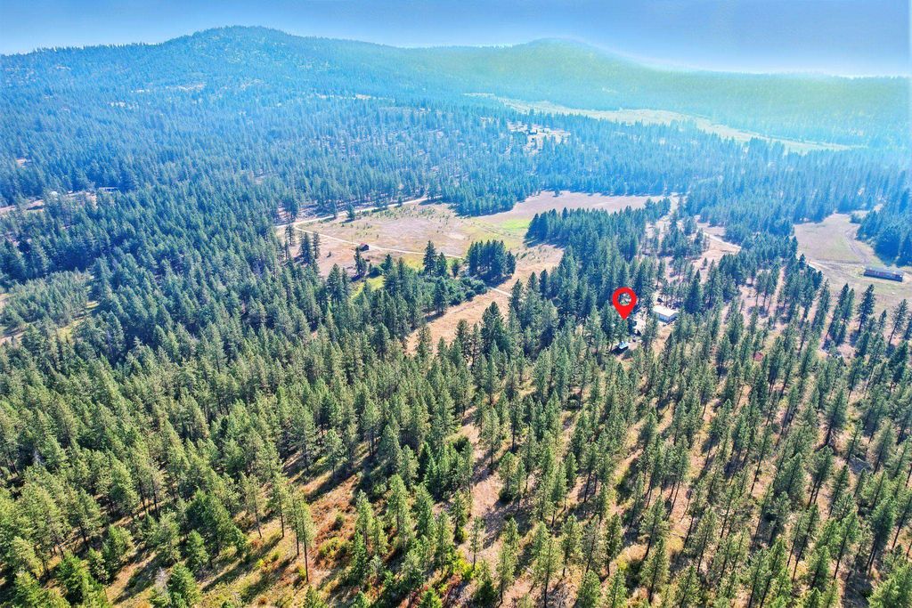 Photo of 5344 Happy Hill Rd, Tumtum, WA 99034 (MLS # 202616564)