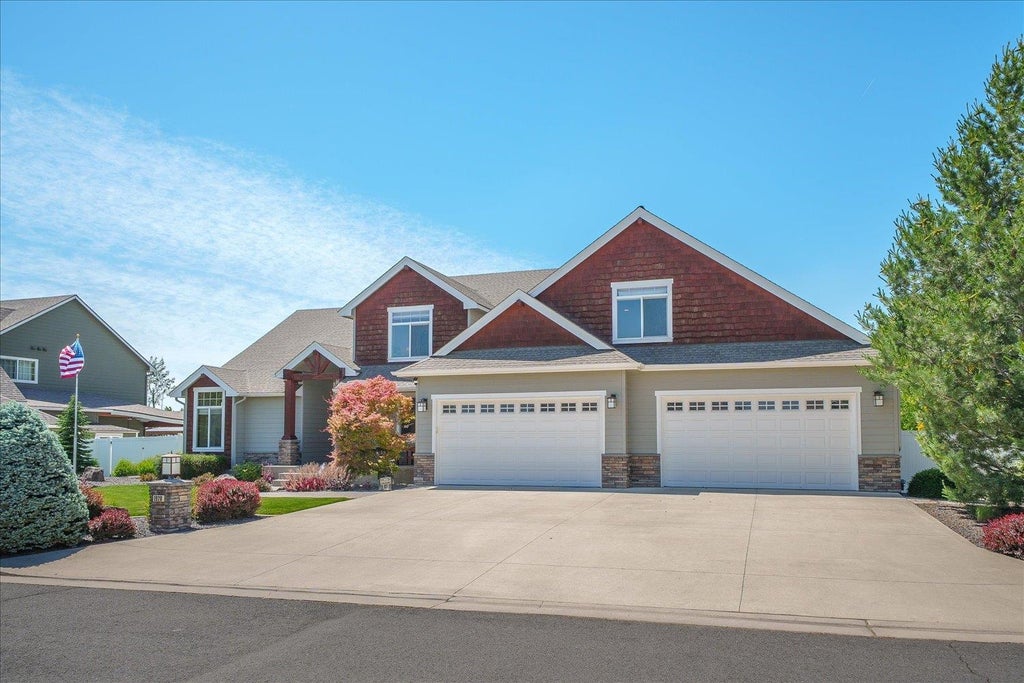 Photo of 1920 S Dusk Ln, Greenacres, WA 99016 (MLS # 202619739)