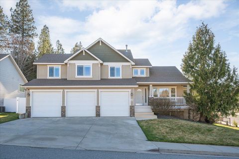 Photo of 525 W Bolan Ave, Spokane, WA 99224 (MLS # 202614481)