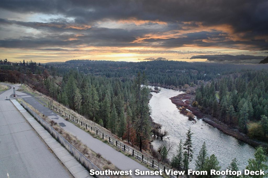 Photo of 6XX N Summit Blvd, Spokane, WA 99201 (MLS # 202615889)