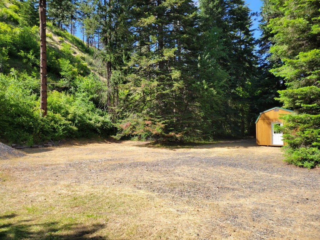 Photo of 1338 N Touchet Rd, Other, WA 99328 (MLS # 202625828)