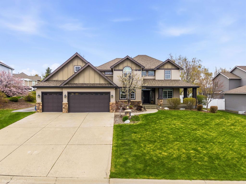 Photo of 17205 E Morningside Ln, Spokane, WA 99016 (MLS # 202615700)
