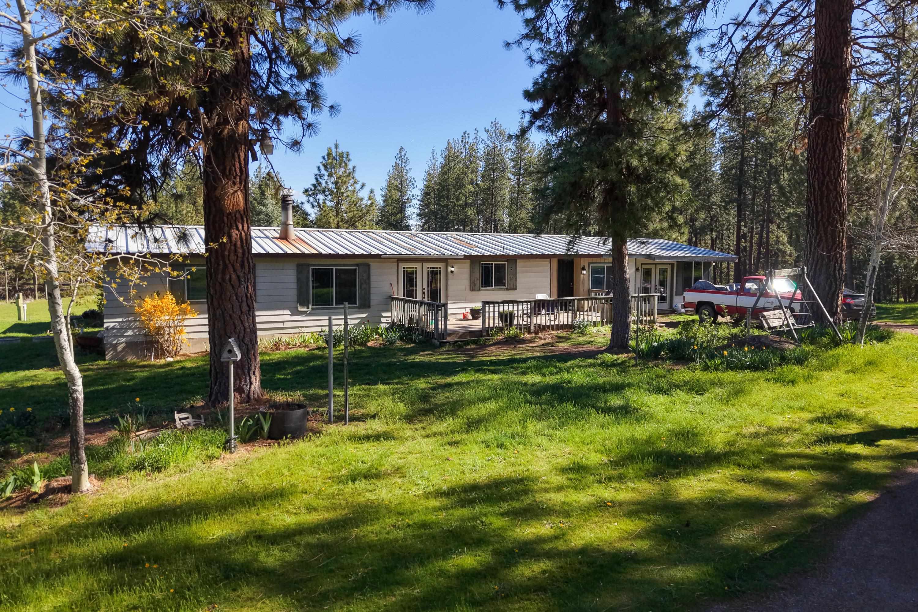 Photo 1 of 18 — 919 S Idaho Rd, Liberty Lake, WA 99019