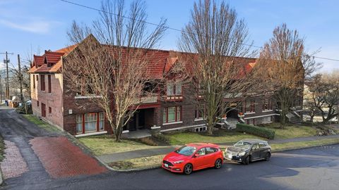 Photo of 1403 W 5th Ave, Spokane, WA 99204 (MLS # 202611480)