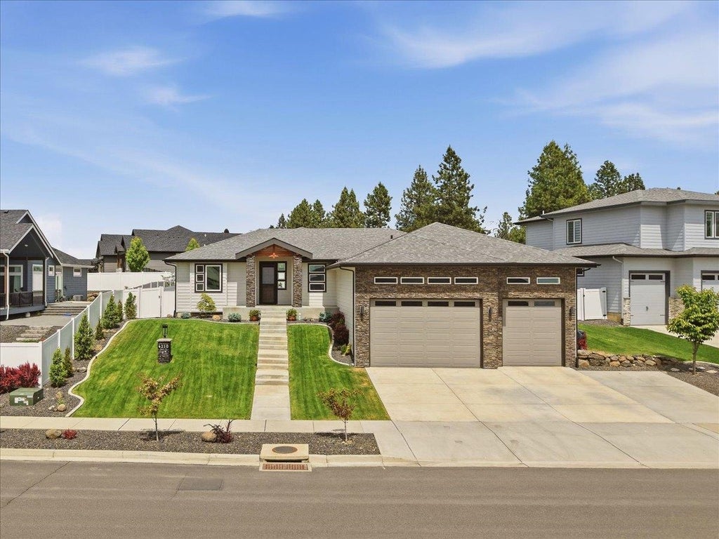 Photo of 4210 W Pine Cliff Dr, Spokane, WA 99208 (MLS # 202625804)