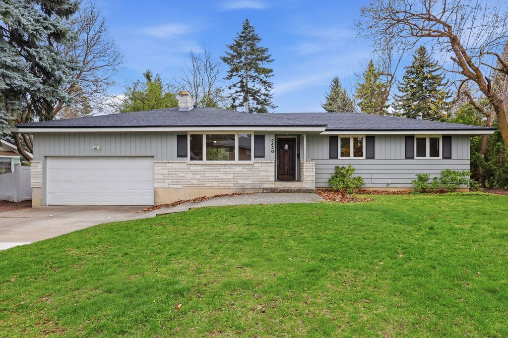 Photo of 2420 E 39th Ave, Spokane, WA 99223 (MLS # 202615643)