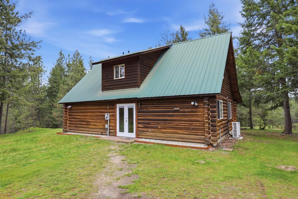 Photo of 2120 N Christensen Rd, Medical Lake, WA 99022 (MLS # 202616392)