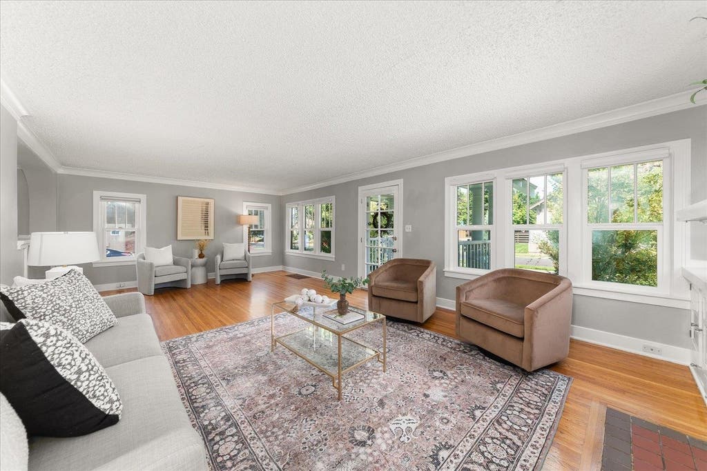 Photo of 3327 W Glass Ave, Spokane, WA 99205 (MLS # 202622847)