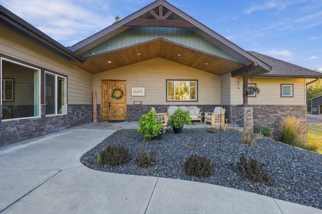 Photo of 14713 N N COUNTRY RIDGE Ln, Spokane, WA 99208 (MLS # 202625858)