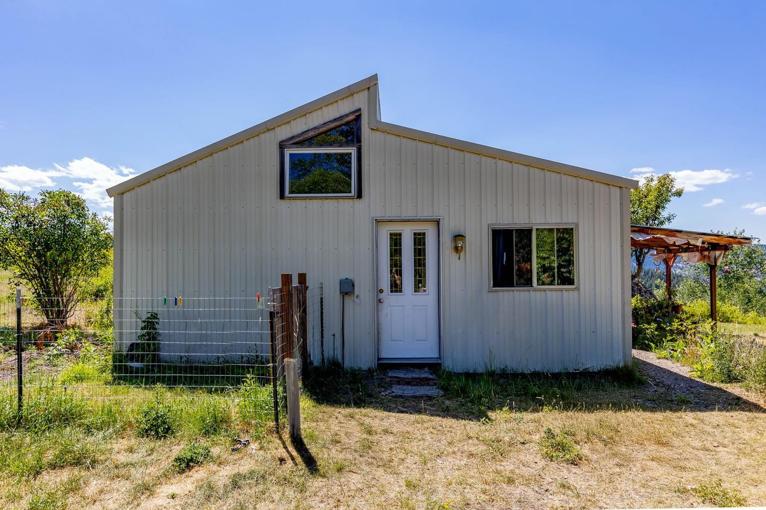 Photo 1 of 49 — 253 White Mountain Rd, Curlew, WA 99118