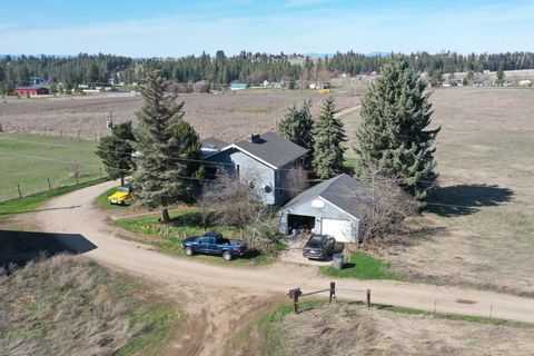 Photo of 7302 E BIGELOW GULCH Rd, Spokane, WA 99217 (MLS # 202614395)