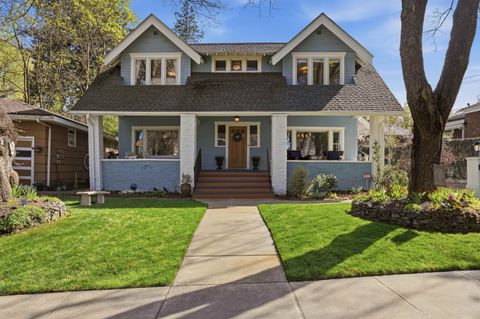 Photo of 712 E 19TH Ave, Spokane, WA 99203 (MLS # 202616120)