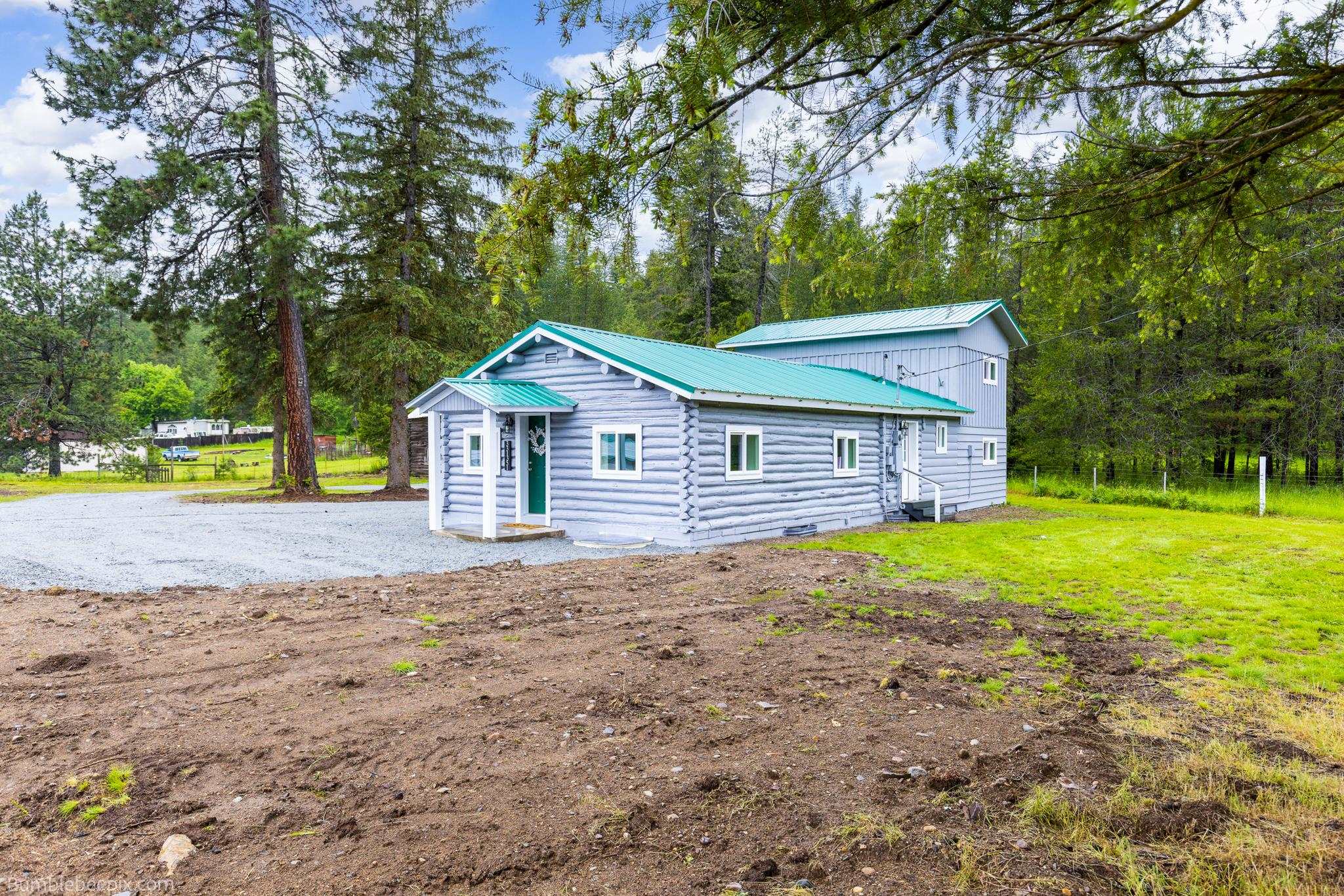 Photo 42 of 43 of 331351 Highway 2 Hwy house