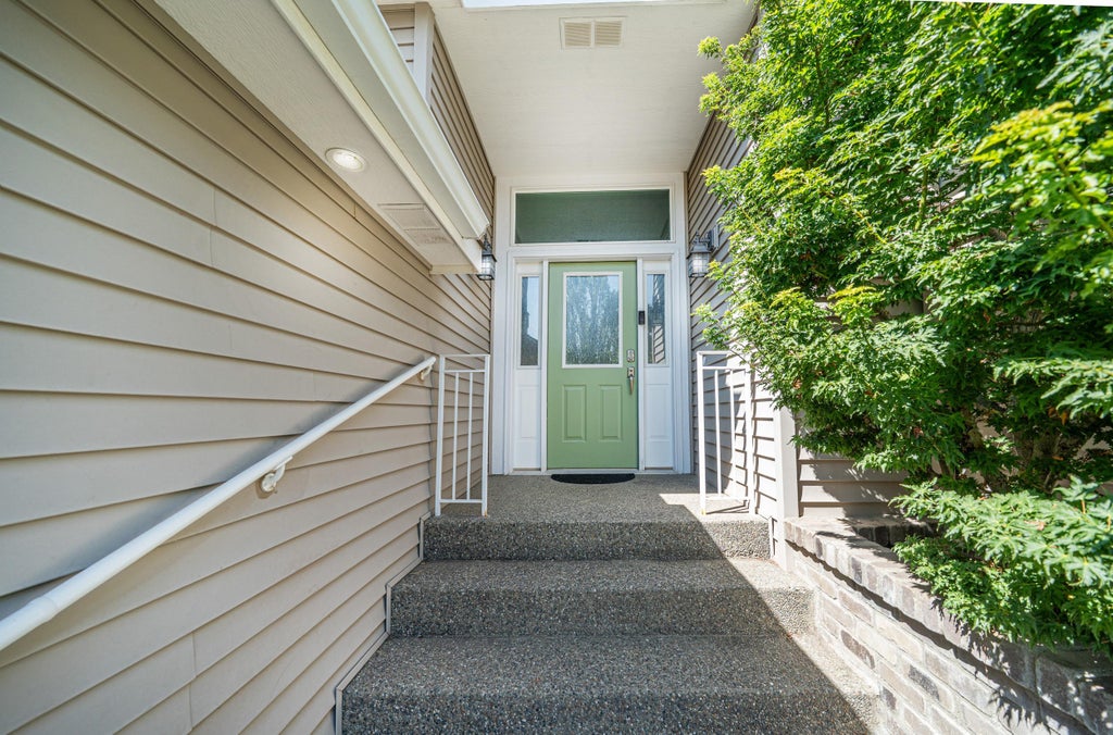 Photo of 6502 S Creekstone St, Spokane, WA 99224 (MLS # 202624486)