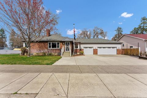 Photo of 3805 E Pratt Ave, Spokane, WA 99202 (MLS # 202614727)