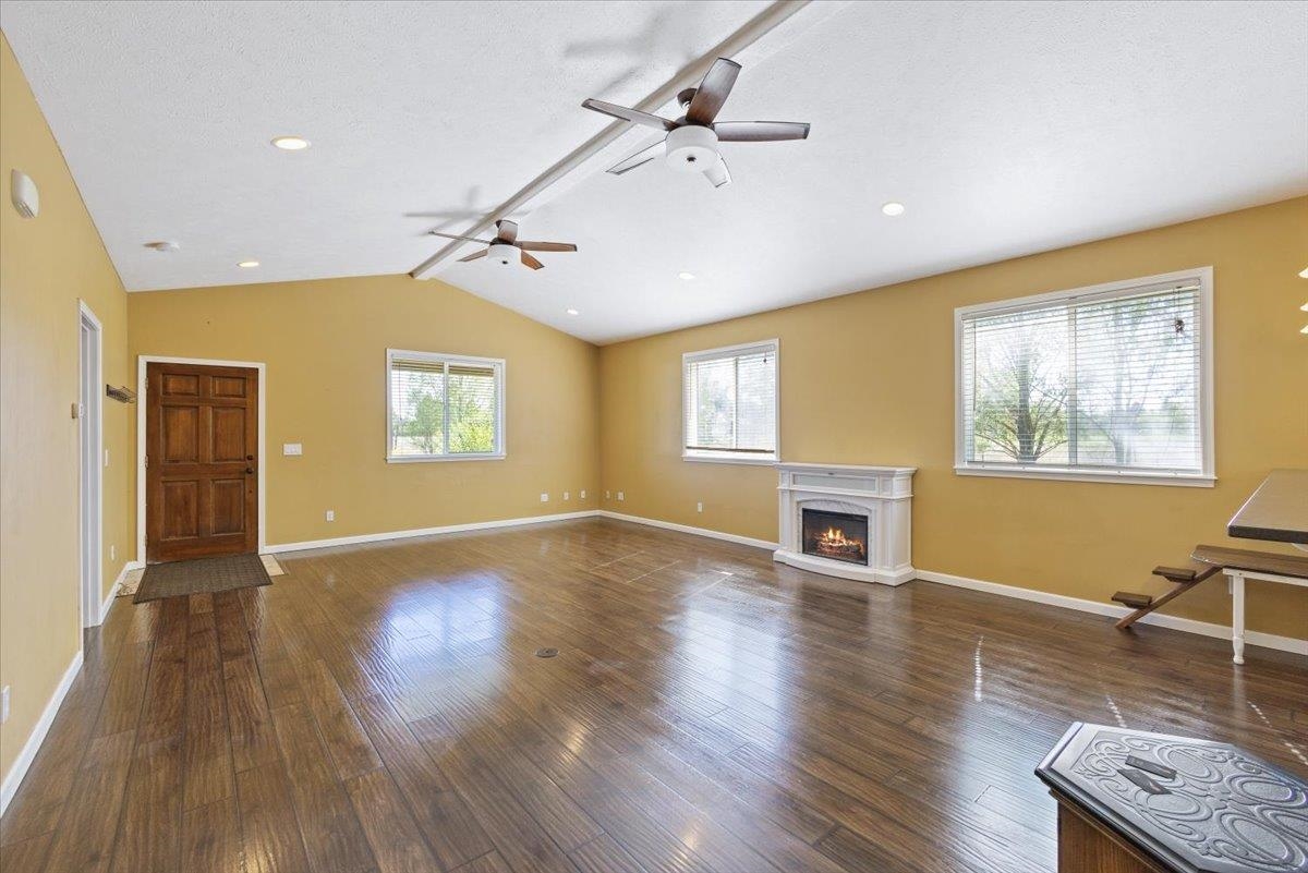 Photo 5 of 50 of 22605 E Wabash Ave house