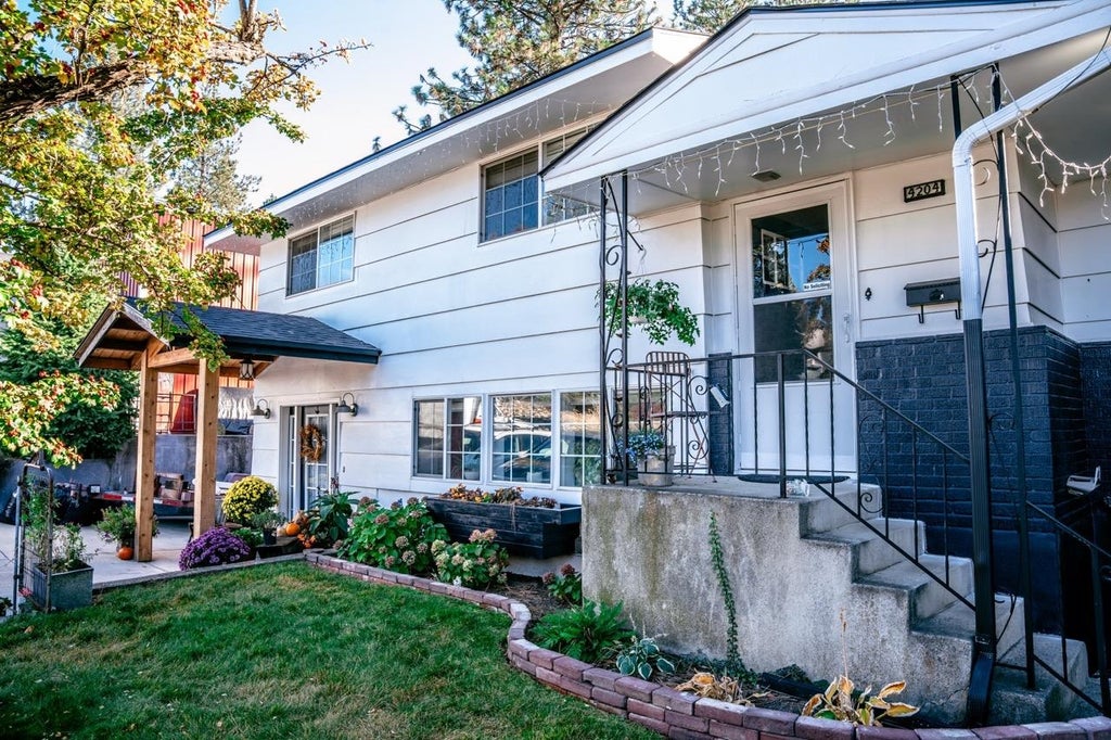 Photo of 4204 E 9th Ave, Spokane, WA 99202 (MLS # 202625695)