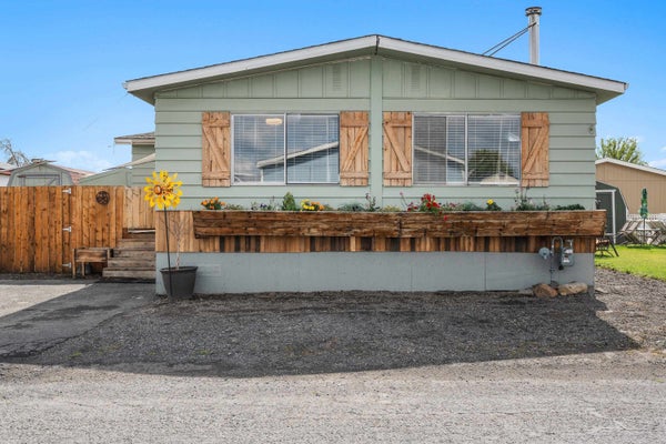 10510 W RICHLAND RD, CHENEY, WA 99004 - Image 2f1d899e7253eacf38f8cd63a7e2fd85/2662236952