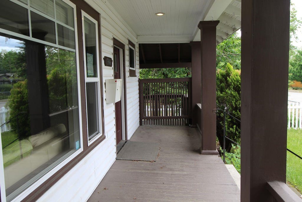Photo of 1306 E Montgomery Ave, Spokane, WA 99207 (MLS # 202623004)