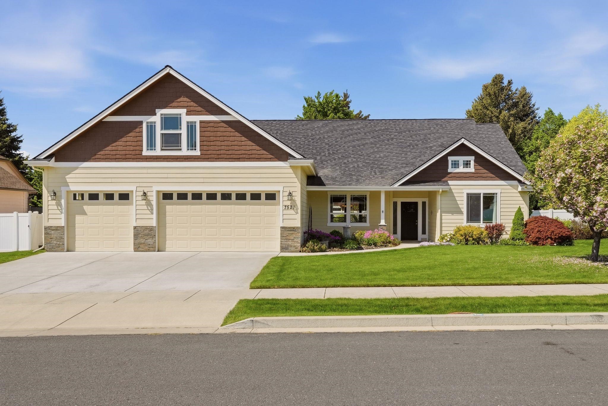 Photo 1 of 38 — 7521 N E St, Spokane, WA 99208