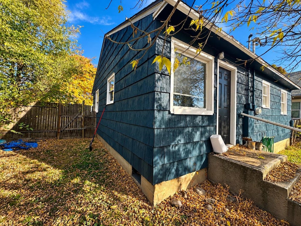 Photo of 1308 E Providence Ave, Spokane, WA 99207 (MLS # 202626072)