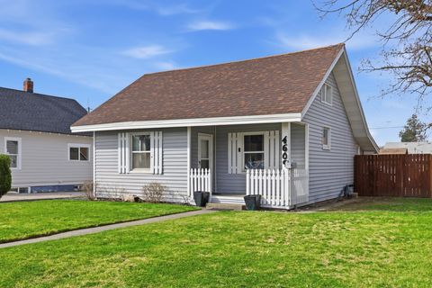 Photo of 4609 N Madison St, Spokane, WA 99205 (MLS # 202614045)