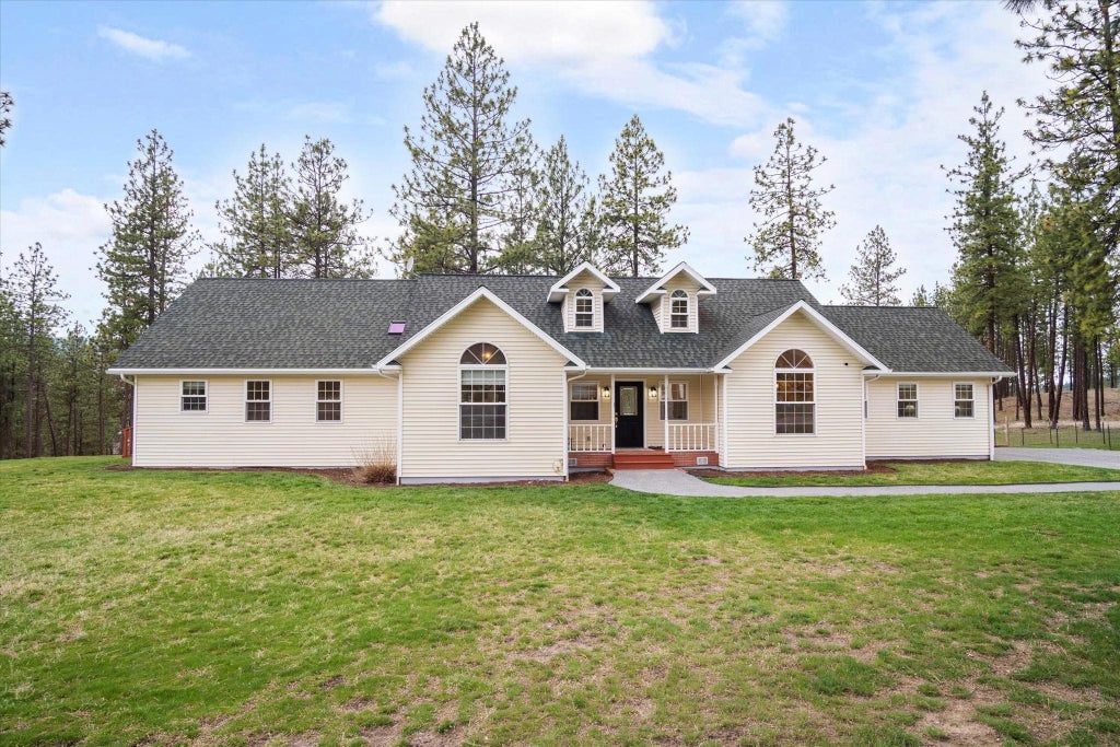 Photo of 980 D Westover Rd, Colville, WA 99114 (MLS # 202619734)