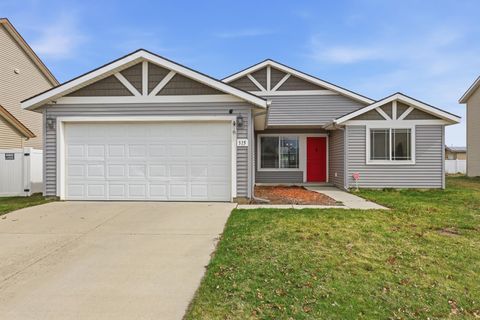 Photo of 315 S Lawson St, Airway Heights, WA 99001 (MLS # 202614089)