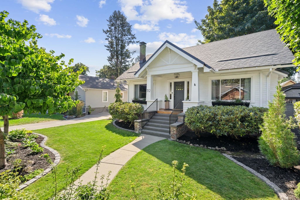 Photo of 312 E 27th Ave, Spokane, WA 99203 (MLS # 202623654)